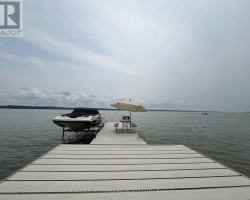 Cottage for Sale on Scugog Lake