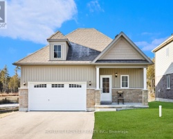 Property for Sale on 11 SPRUCESIDE DRIVE, Kawartha Lakes (Bobcaygeon)