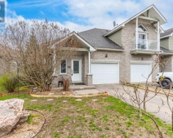 Cottage for Sale on Kashagawigamog Lake