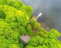 Cottage for Sale on Drag Lake