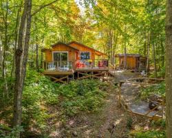 Cottage for Sale on Ross Lake