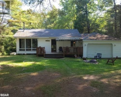 Cottage for Sale on Bass Lake