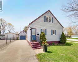 Property for Sale on 407 BAYVIEW PARKWAY, Orillia