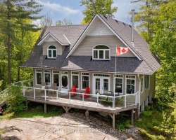 Cottage for Sale on Six Mile Lake