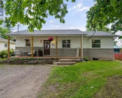 Property for Sale on 17 BALACLAVA STREET, Bobcaygeon