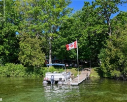 Cottage for Sale on Lake Couchiching