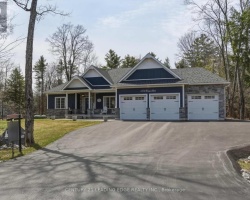 Property for Sale on 1104 XAVIER STREET, Gravenhurst (Morrison)