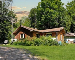 Property for Sale on 1842 Buckslide Road, Algonquin Highlands