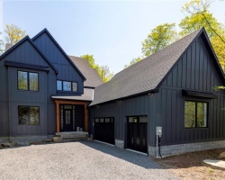 Property for Sale on 14 ST GEORGES Court, 