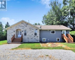 Cottage for Sale on Lake Simcoe