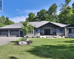 Property for Sale on 1068 XAVIER STREET, Gravenhurst (Morrison)