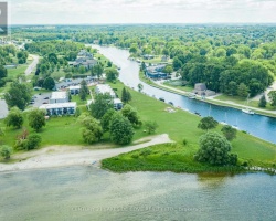 Cottage for Sale on Lake Simcoe