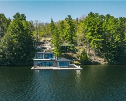 Cottage for Sale on Lake Rosseau