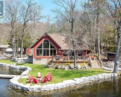 Cottage for Sale on Crystal Lake