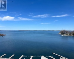 Cottage for Sale on Lake Couchiching