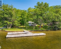 Cottage for Sale on Indian Lake