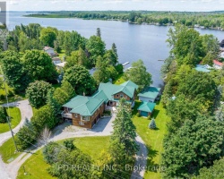 Cottage for Sale on Sturgeon Lake