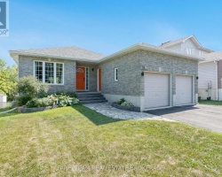 Property for Sale on 33 GEORGIAS WALK, 