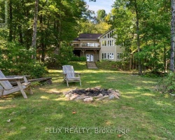 Cottage for Sale on South Lake