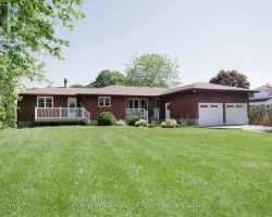 Cottage for Sale on Sturgeon Lake