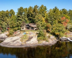 Cottage for Sale on Brandy Lake