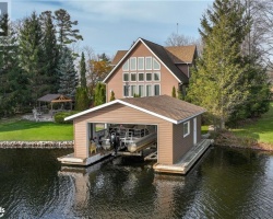 Cottage for Sale on Little* Lake