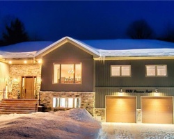 Property for Sale on 2938 Pinecone Trail, Washago