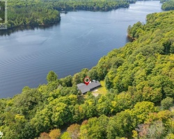 Cottage for Sale on Waseosa Lake