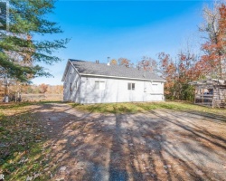 Cottage for Sale on Little Lake