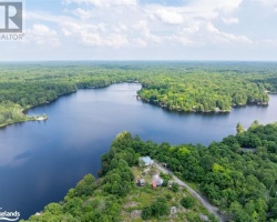 Cottage for Sale on Myers Lake