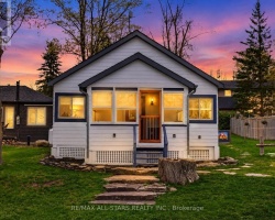Cottage for Sale on Sturgeon Lake