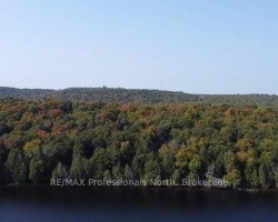 Cottage for Sale on Oxbow Lake
