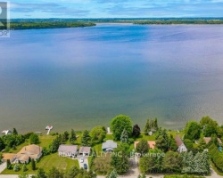 Cottage for Sale on Scugog Lake