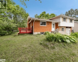 Property for Sale on 600 David Street, Gravenhurst