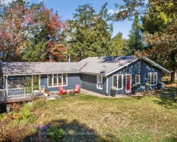 Cottage for Sale on Browns Lake