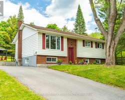 Property for Sale on 224 Oriole Crescent, Gravenhurst