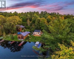 Cottage for Sale on Maclean Lake