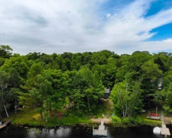 Cottage for Sale on Miller Lake