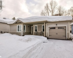 Property for Sale on 105 Pine Ridge Gt, Gravenhurst