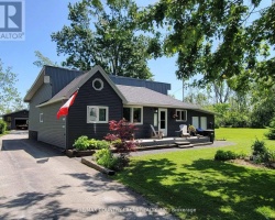 Cottage for Sale on Lake Simcoe