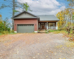 Cottage for Sale on Shadow Lake