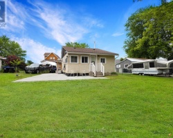Cottage for Sale on Sturgeon River