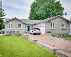 Cottage for Sale on Lake Simcoe