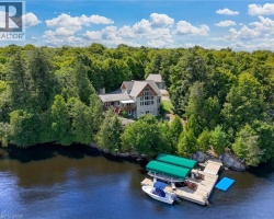 Cottage for Sale on Manitouwabing Lake