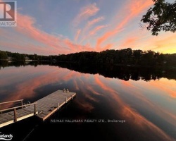 Cottage for Sale on Bell Lake