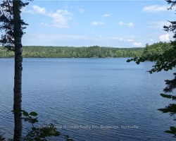 Property for Sale on 1071 Wolf Bay Road, Lake of Bays (Franklin)