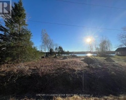 Cottage for Sale on Canal Lake