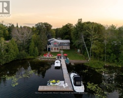 Cottage for Sale on Gloucester Pool