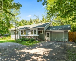 Property for Sale on 23 Ewing Street, Bracebridge