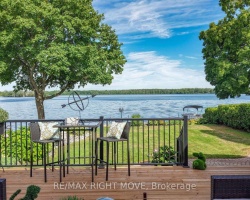 Cottage for Sale on Lake Couchiching